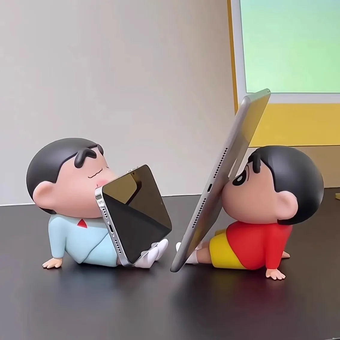Kawaii Shin-Chan Phone Holder Anime Crayon Boochan